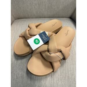 NWT Ladies Universal Thread Tan Cosette Padded Slide Sandals - Size 10